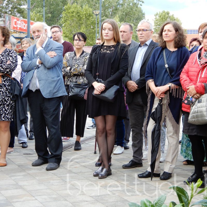 Konrád-emlékpad avatás 02